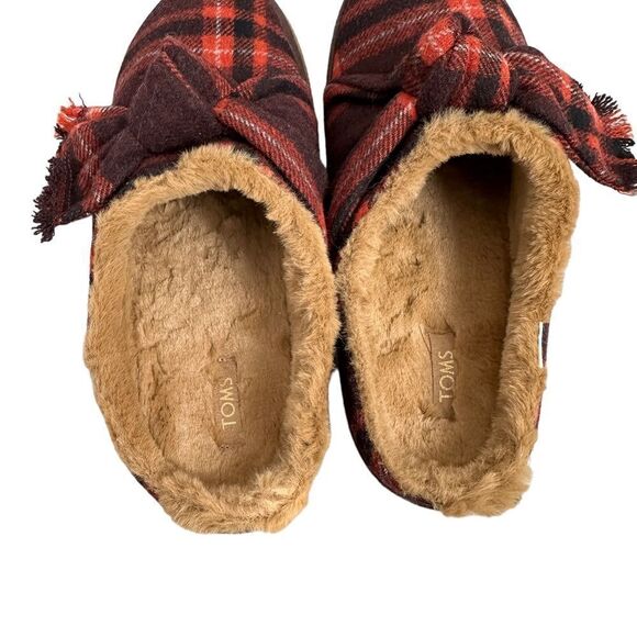 Toms red plaid slippers women’s size 6 - Picture 7 of 8